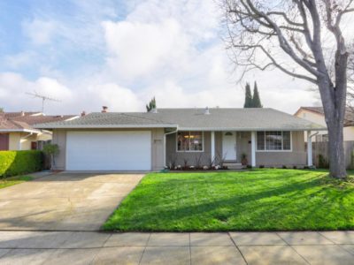 front yard in a home for sale in Santa Clara CA